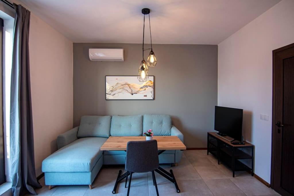 Appartement Аpartment With Free Parking à Sofia Extérieur photo